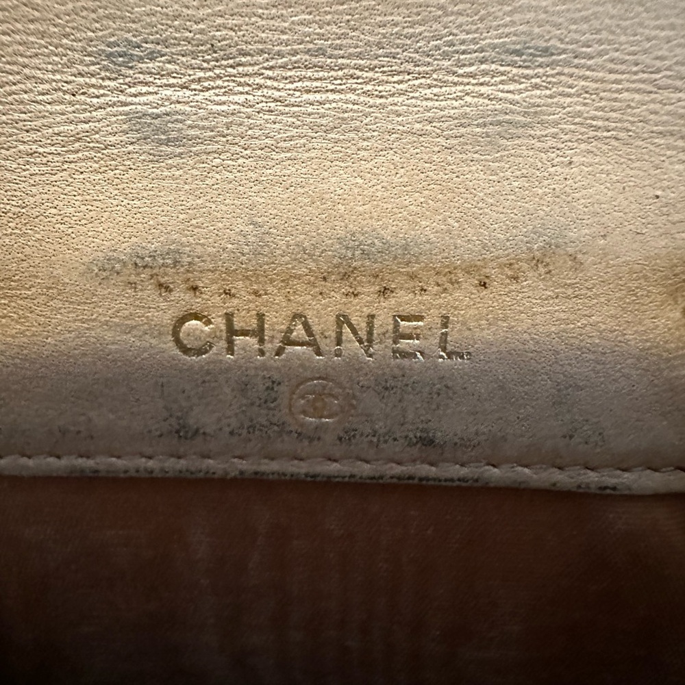 CHANEL Beige Leather wallet - Picture 5 of 13